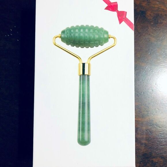 NWT Jade Facial Face Roller - Picture 1 of 3